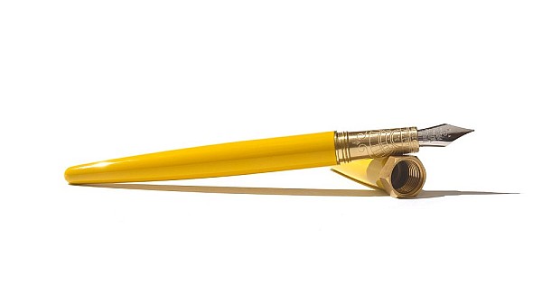 Ferris Wheel Press Brush Sunset Yellow Fountain pen - Vulpen